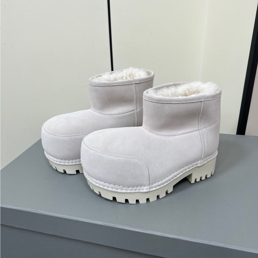 Balenciaga White Down Puffer Boots